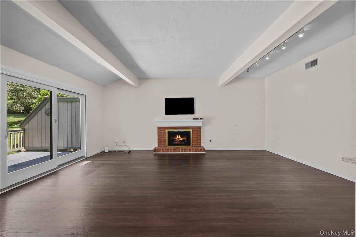 156 Heritage Hills, Unit A photo 9
