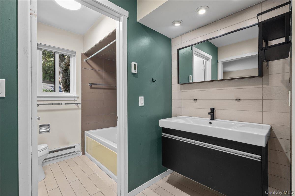 156 Heritage Hills, Unit A photo 17