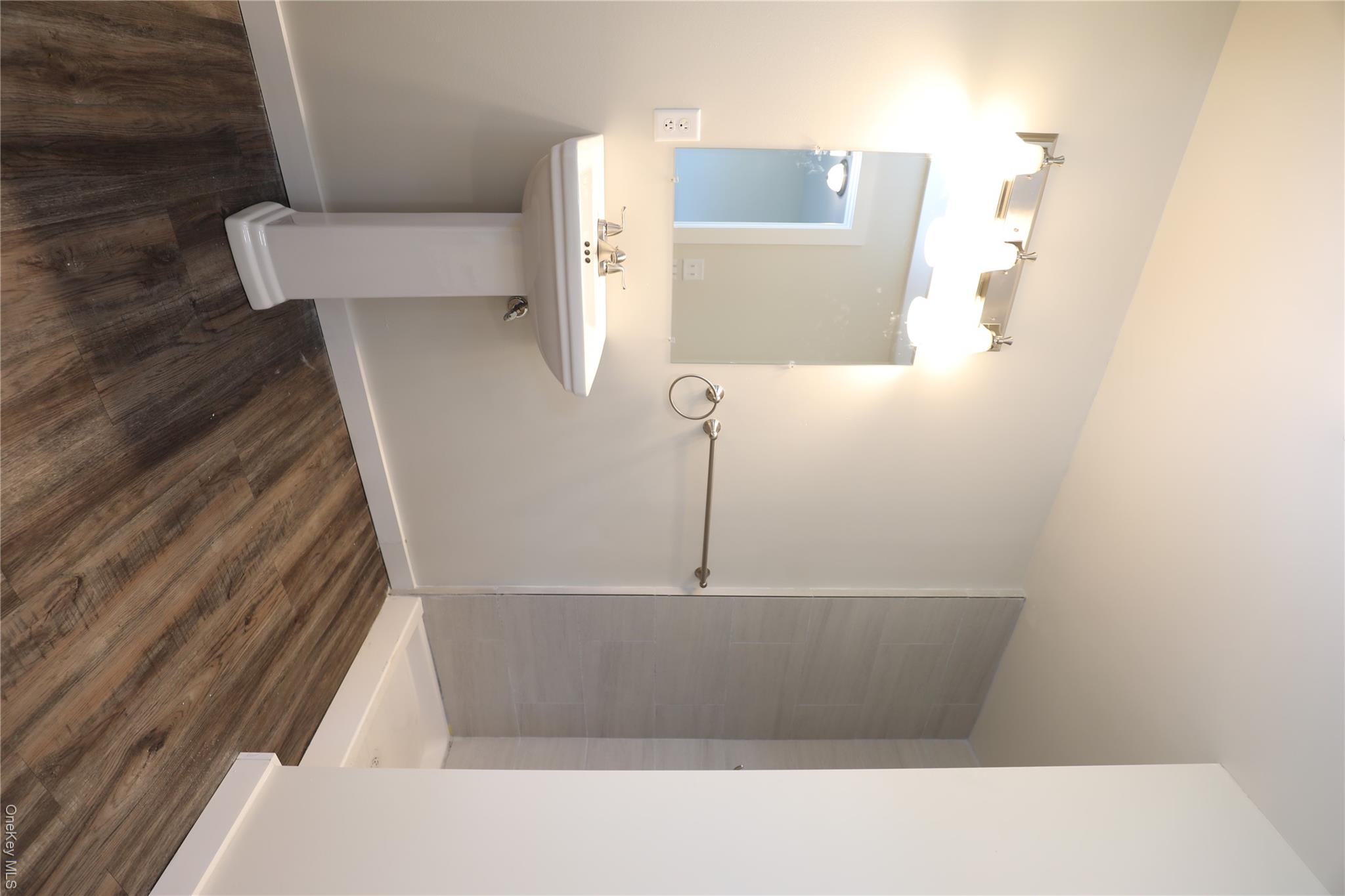 14311 Route 9W, Unit 2 photo 5