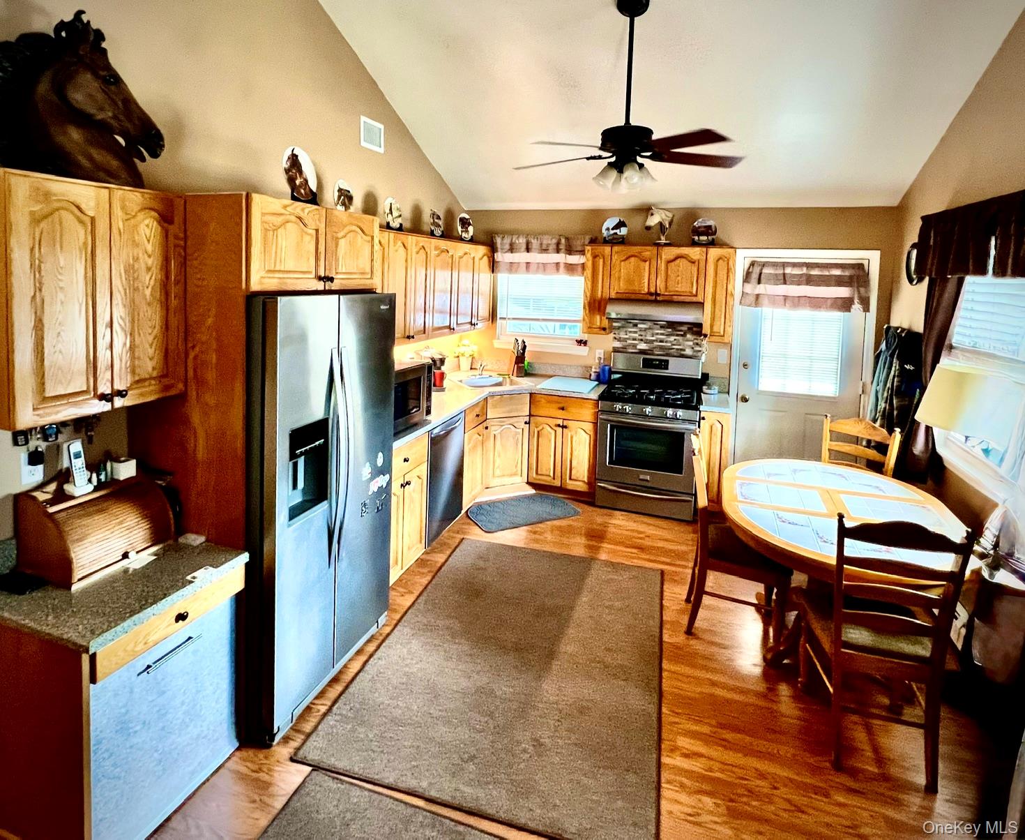 89 Rugby Drive – For Sale photo 11