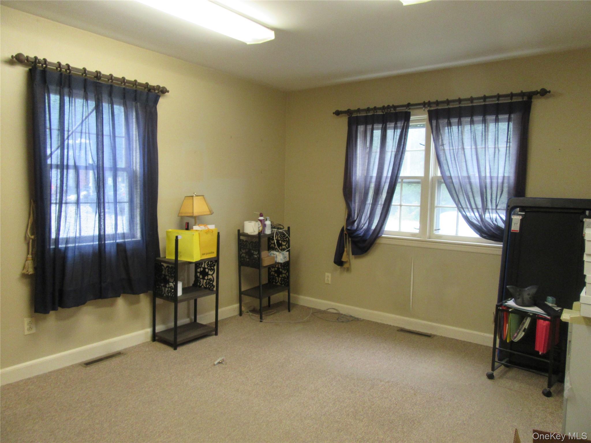 36 E Main Street – For Sale photo 22