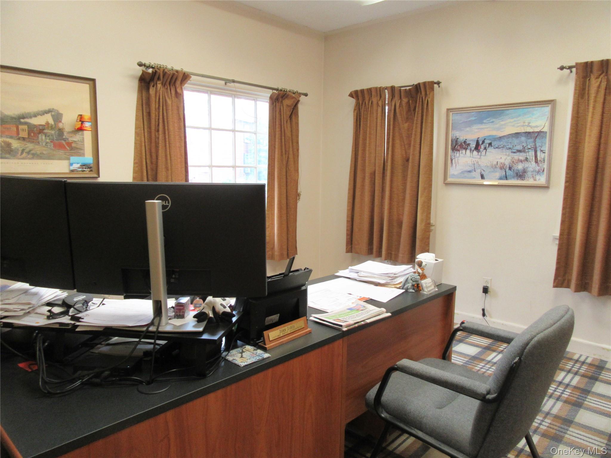 36 E Main Street – For Sale photo 7