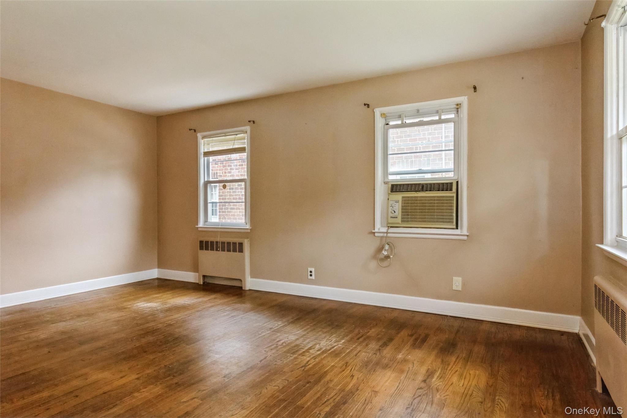 5 Cambridge Street – For Sale photo 3