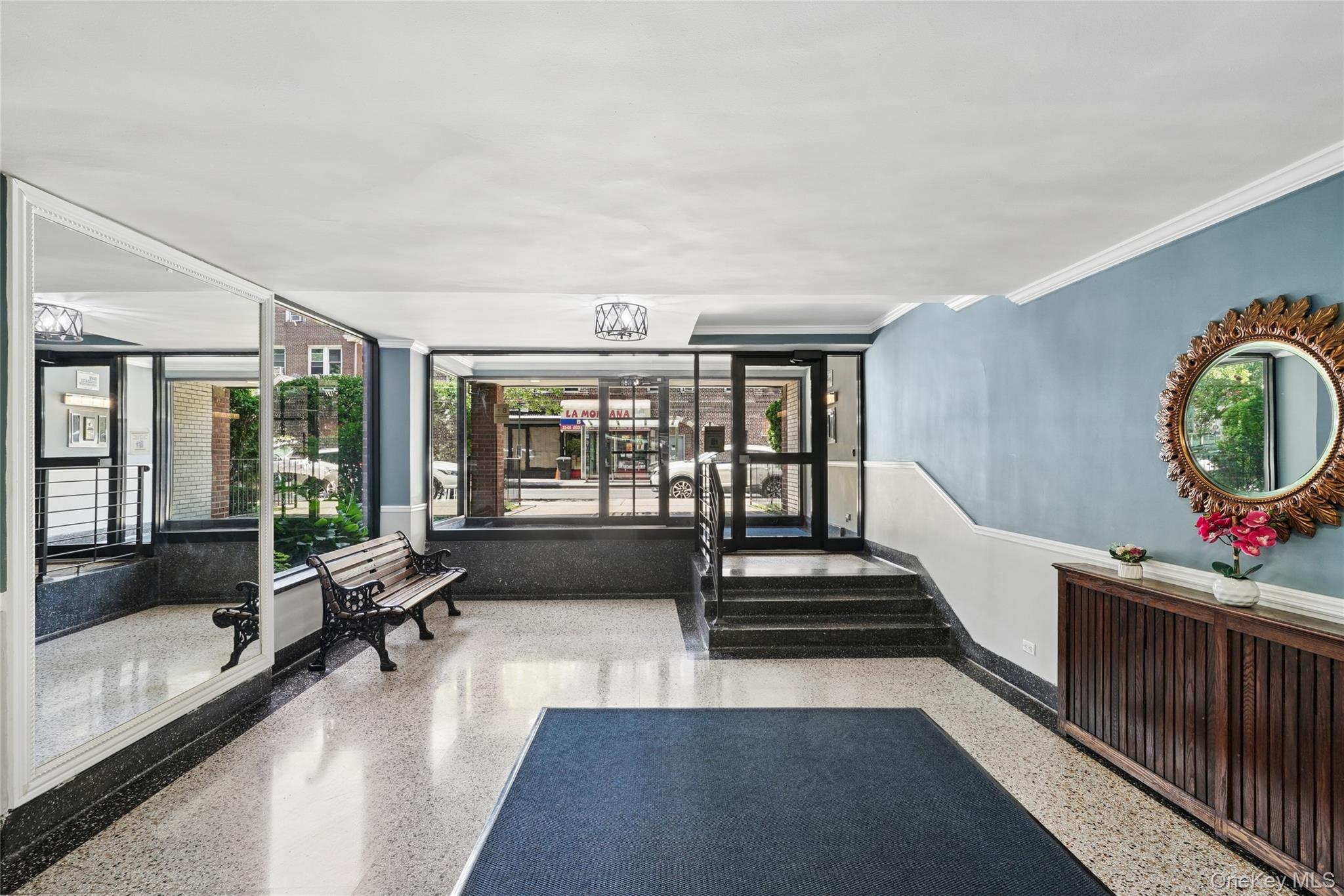 3305 90 Street, Unit 2D photo 2