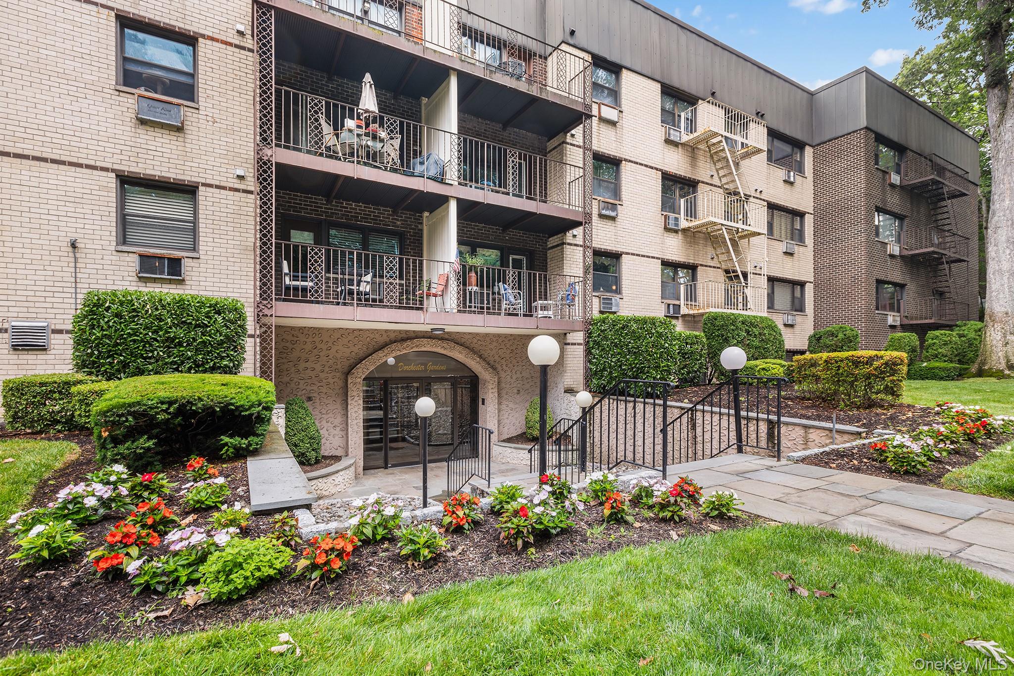 2241 Palmer Avenue, Unit 3E