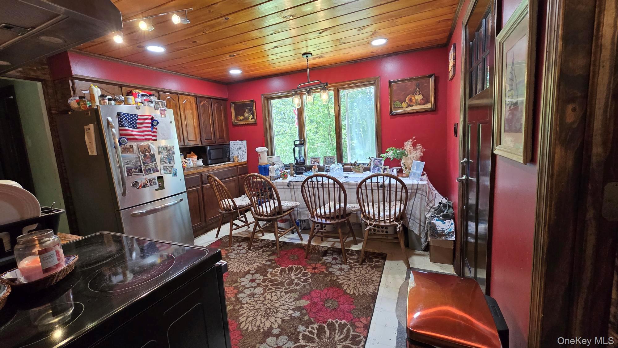 40 Barton Road – For Sale photo 8