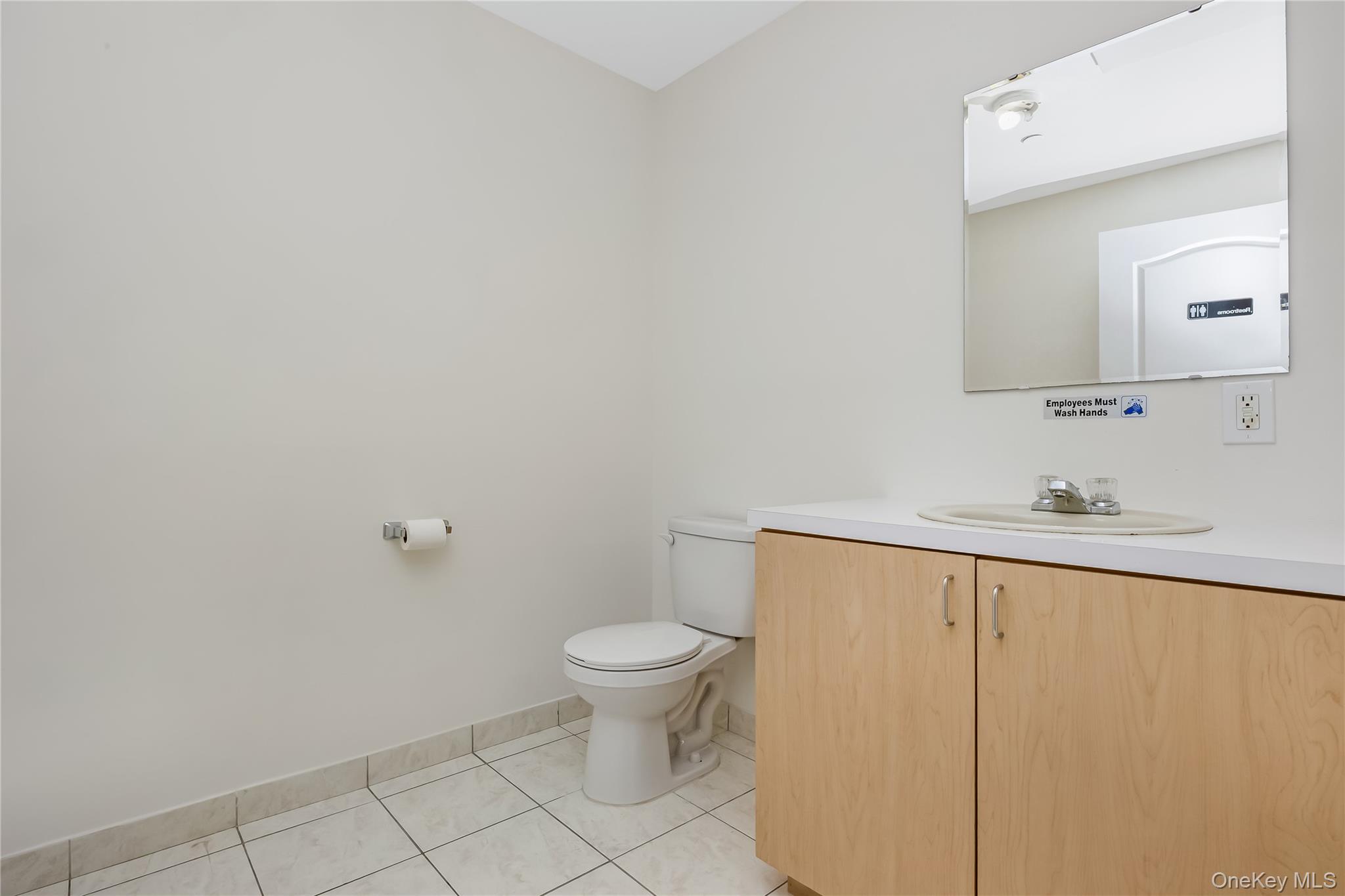 66-06 70th Street, Unit R5 photo 16
