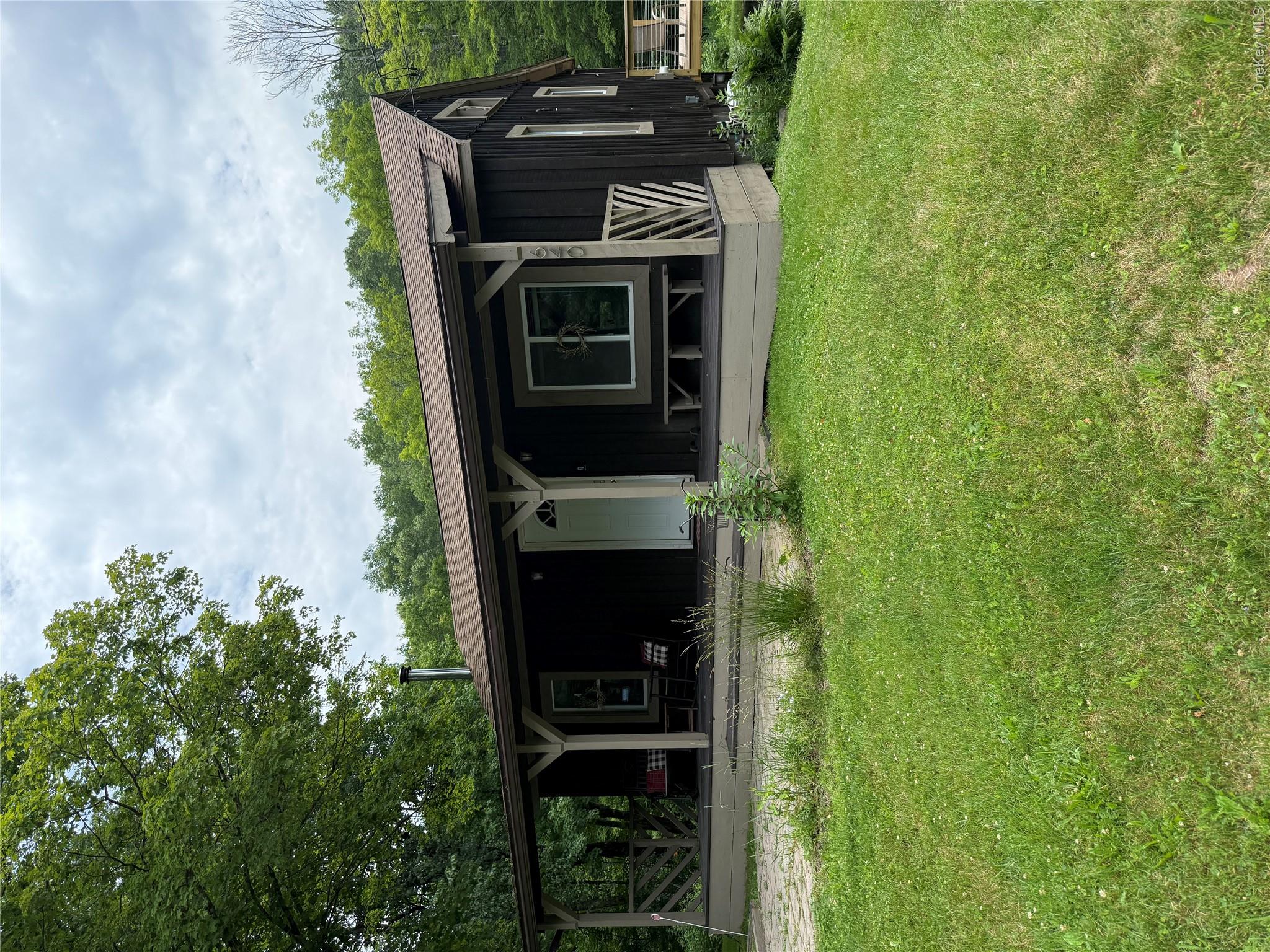 640 Debruce Road – For Sale photo 2