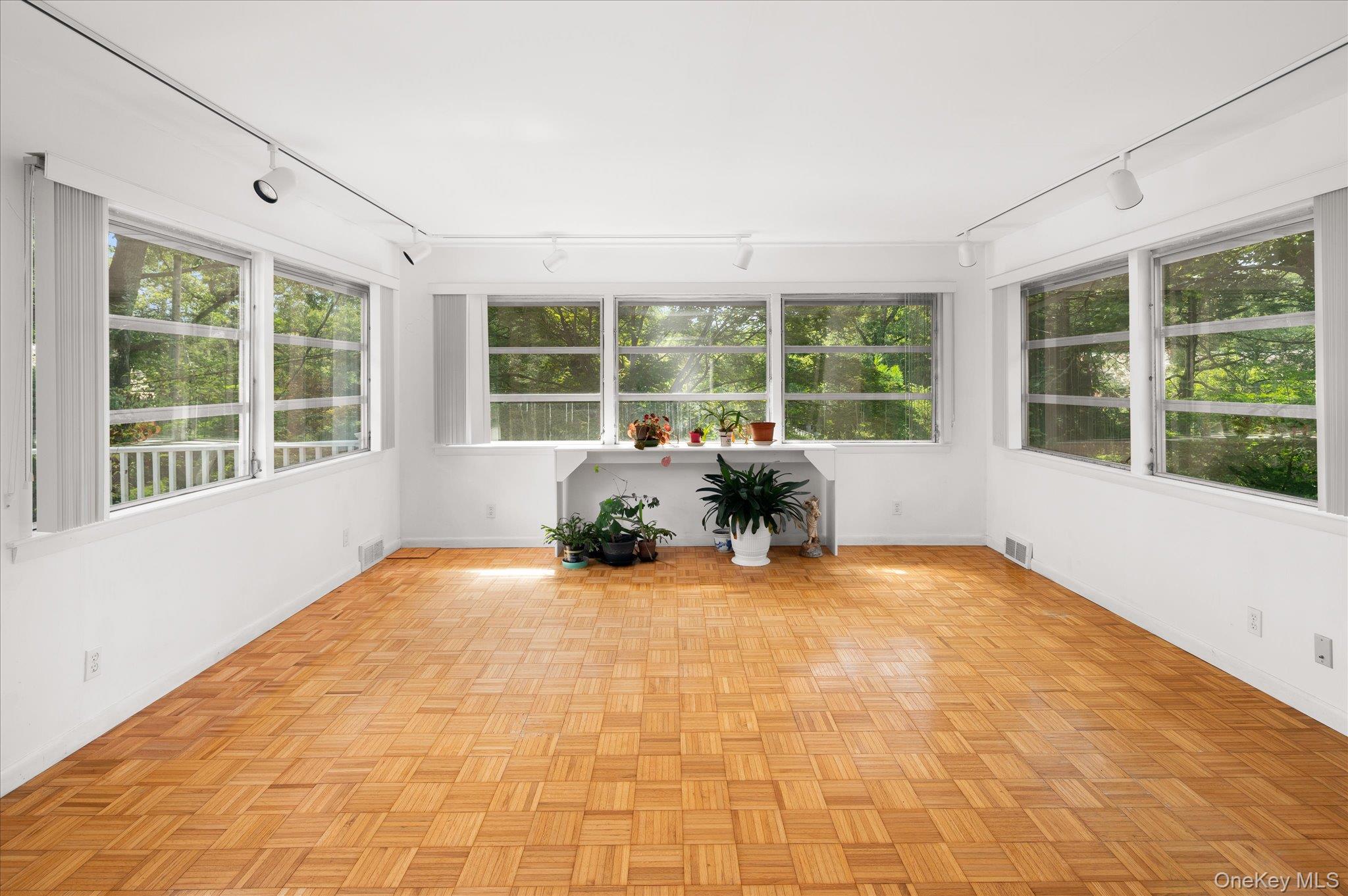 5 Lakeview Avenue – For Sale photo 11