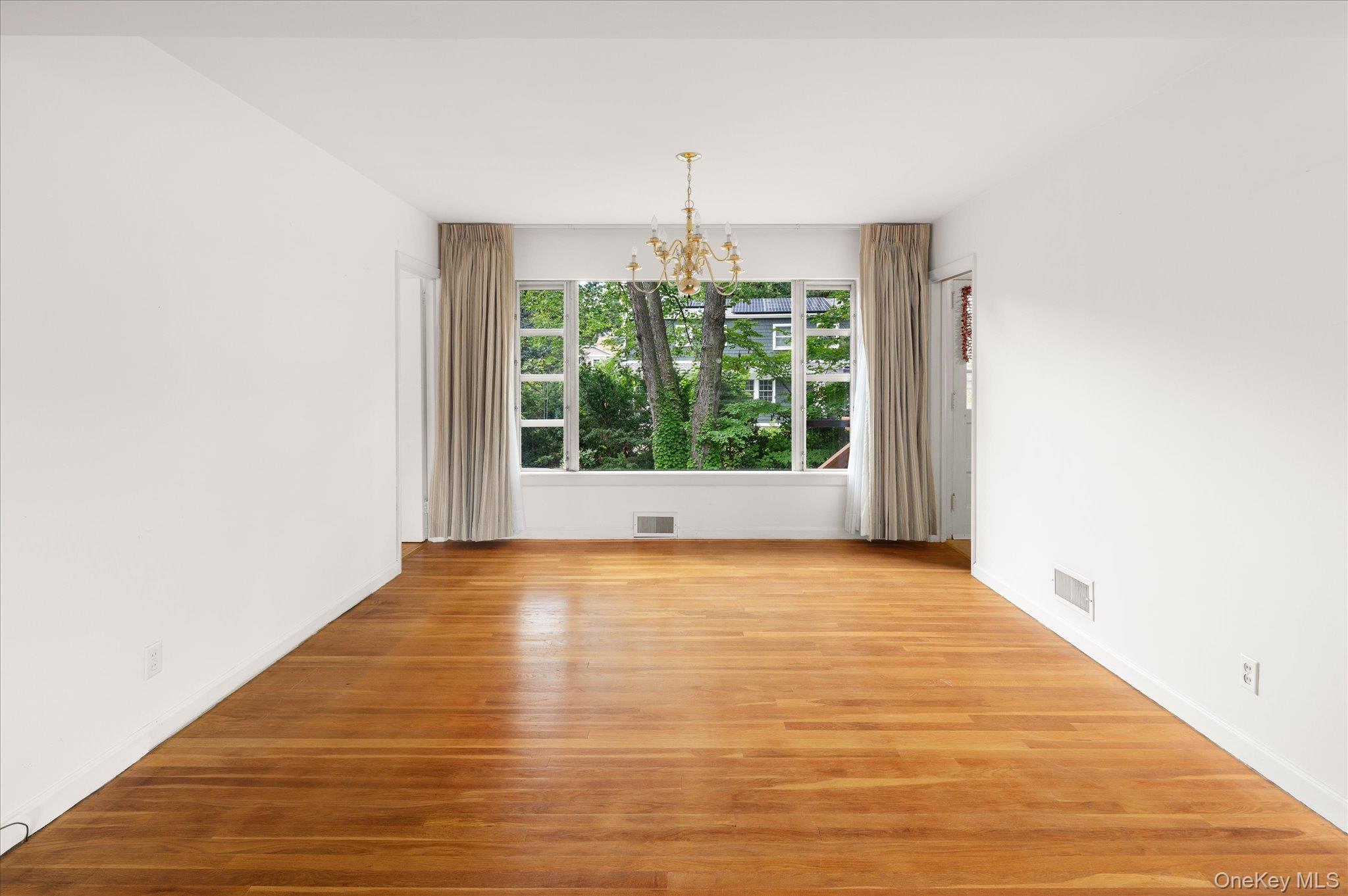 5 Lakeview Avenue – For Sale photo 7