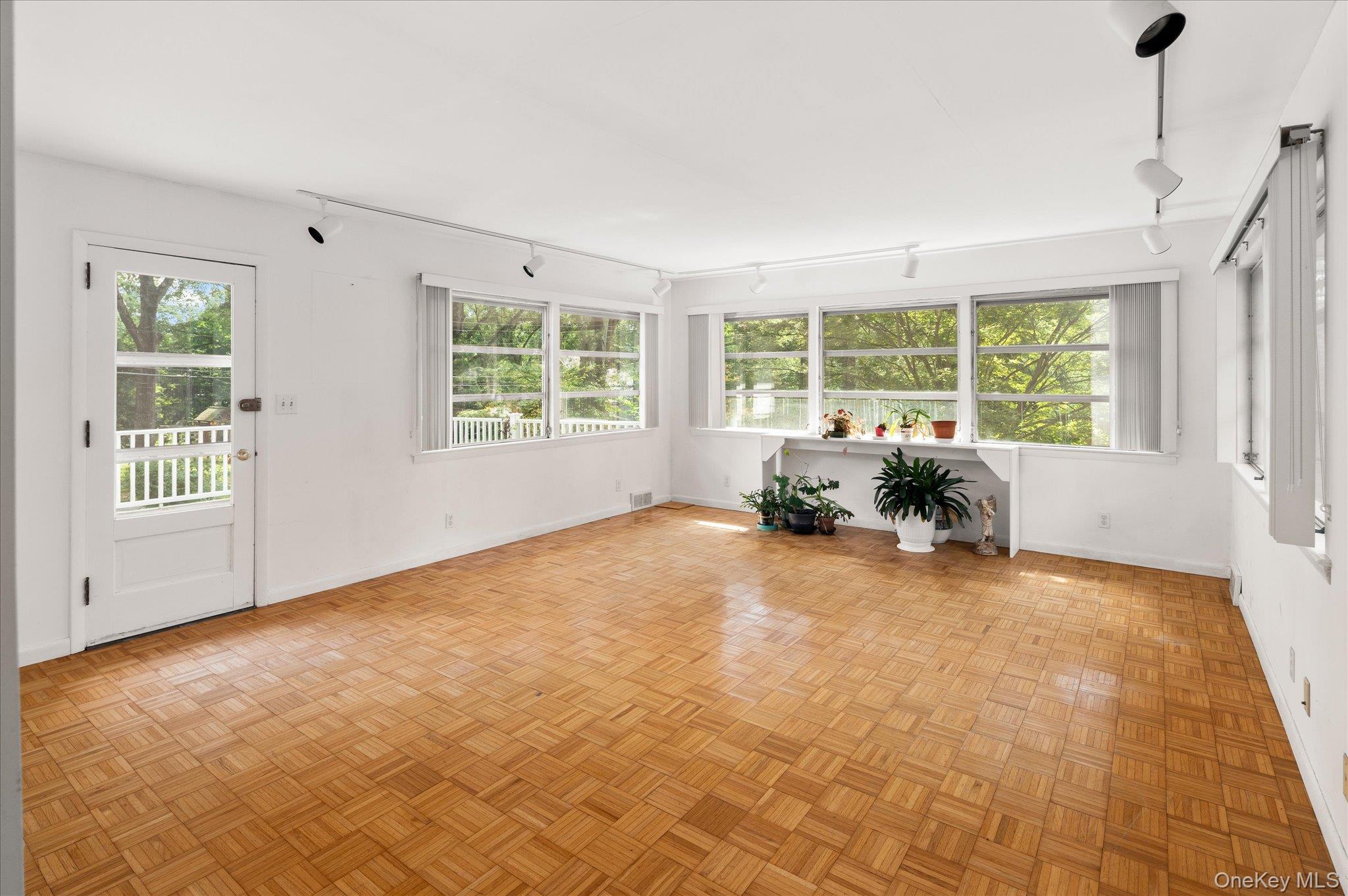 5 Lakeview Avenue – For Sale photo 12