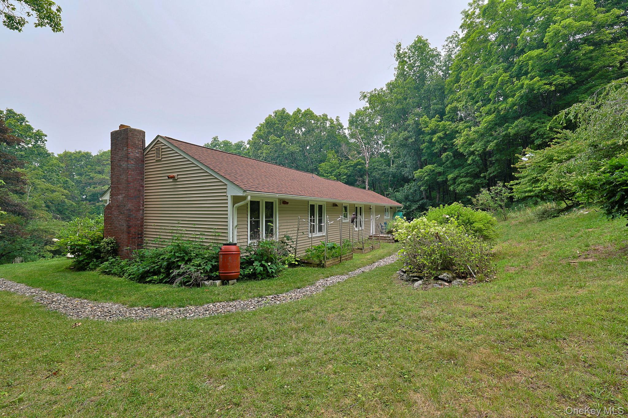408 Field Road – For Sale photo 25