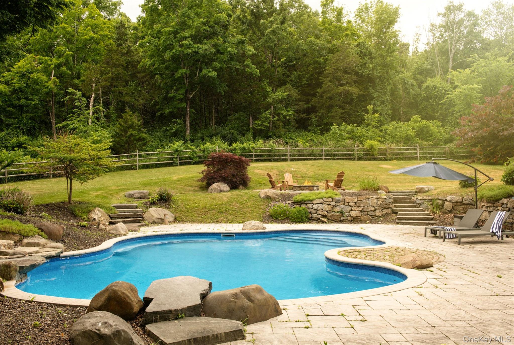 28 Crimson Hill Road – For Sale photo 2