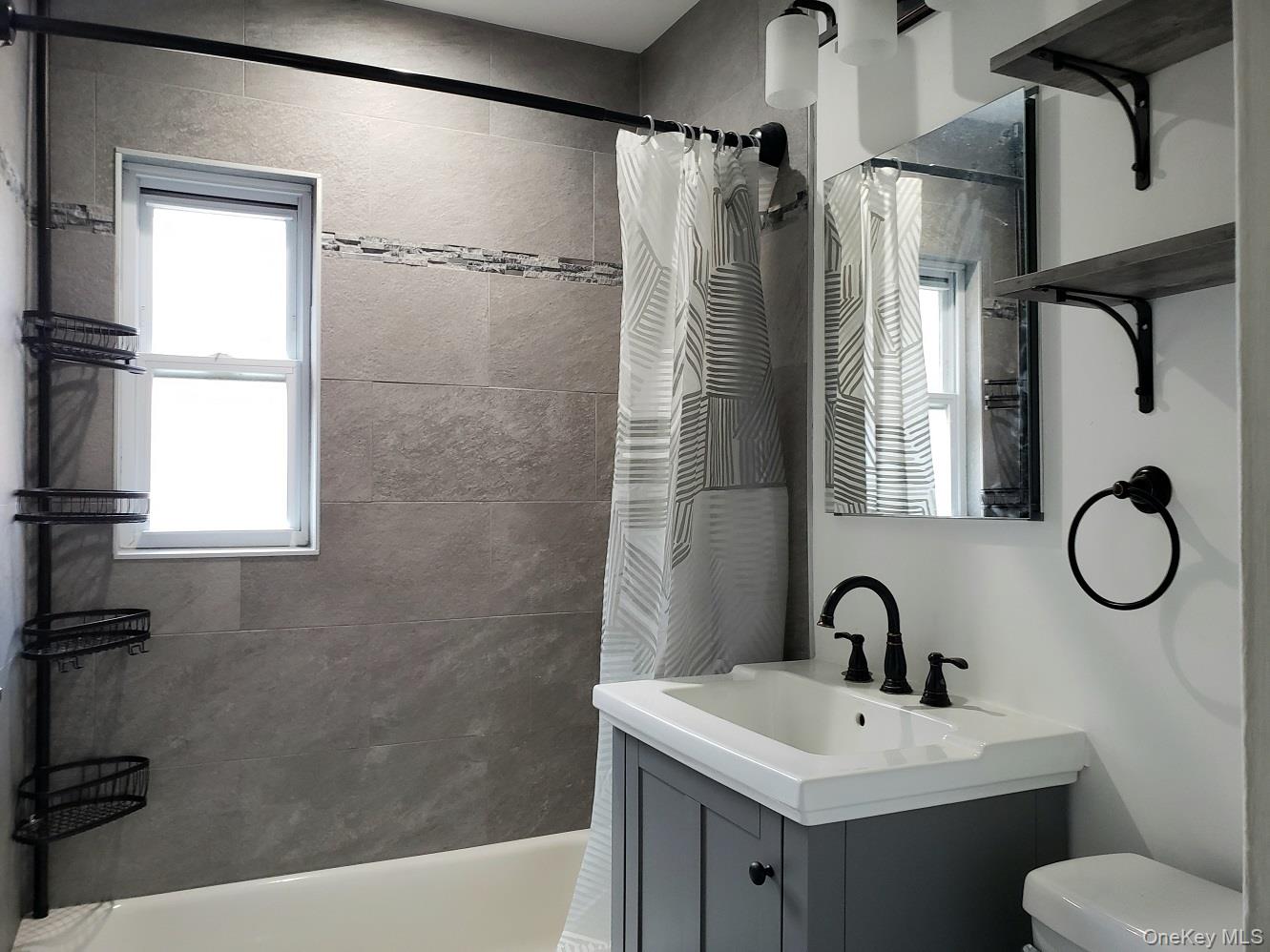 330 S Broadway, Unit D9 photo 6