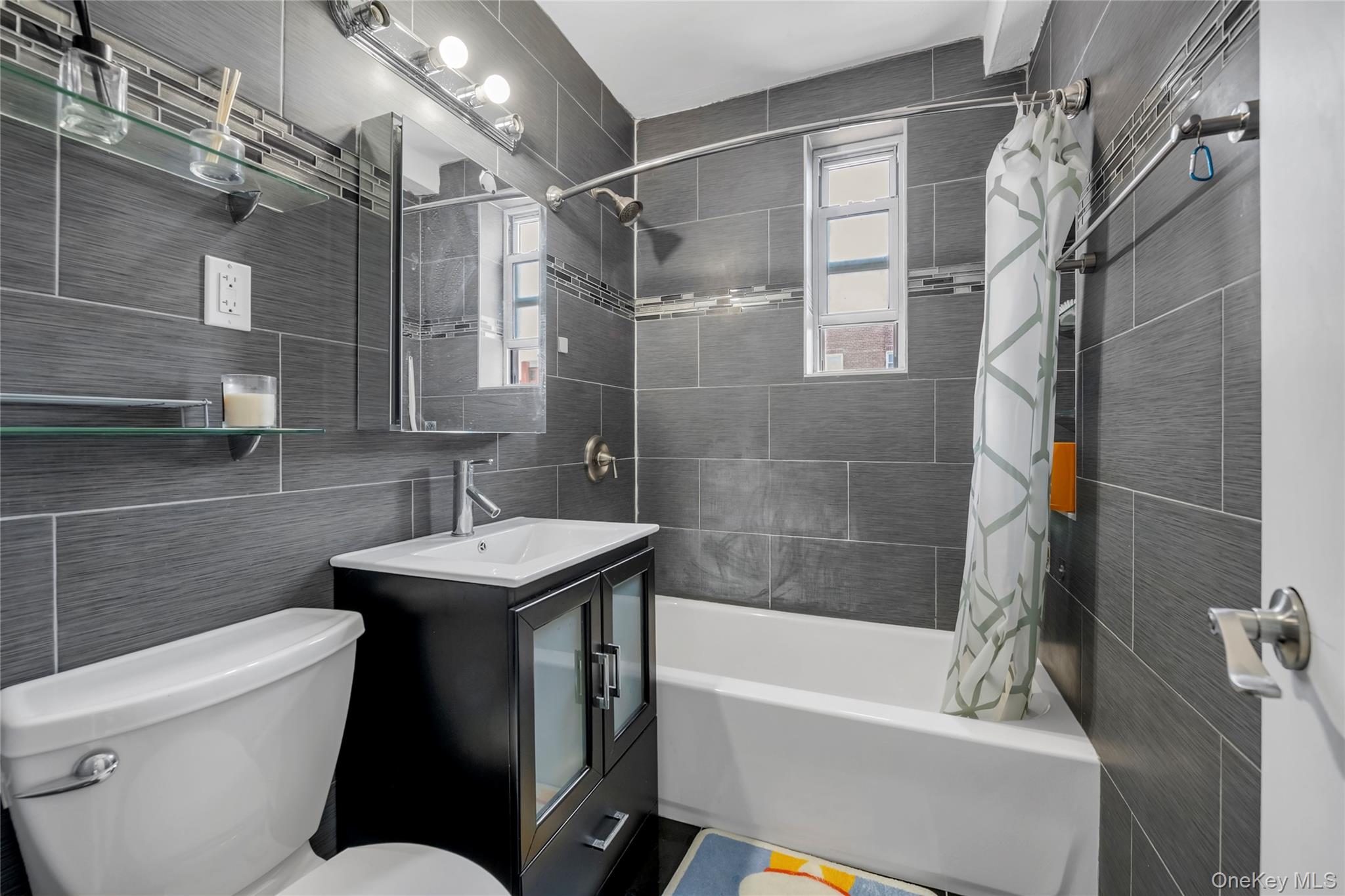 64-35 Yellowstone Boulevard, Unit 5N photo 8