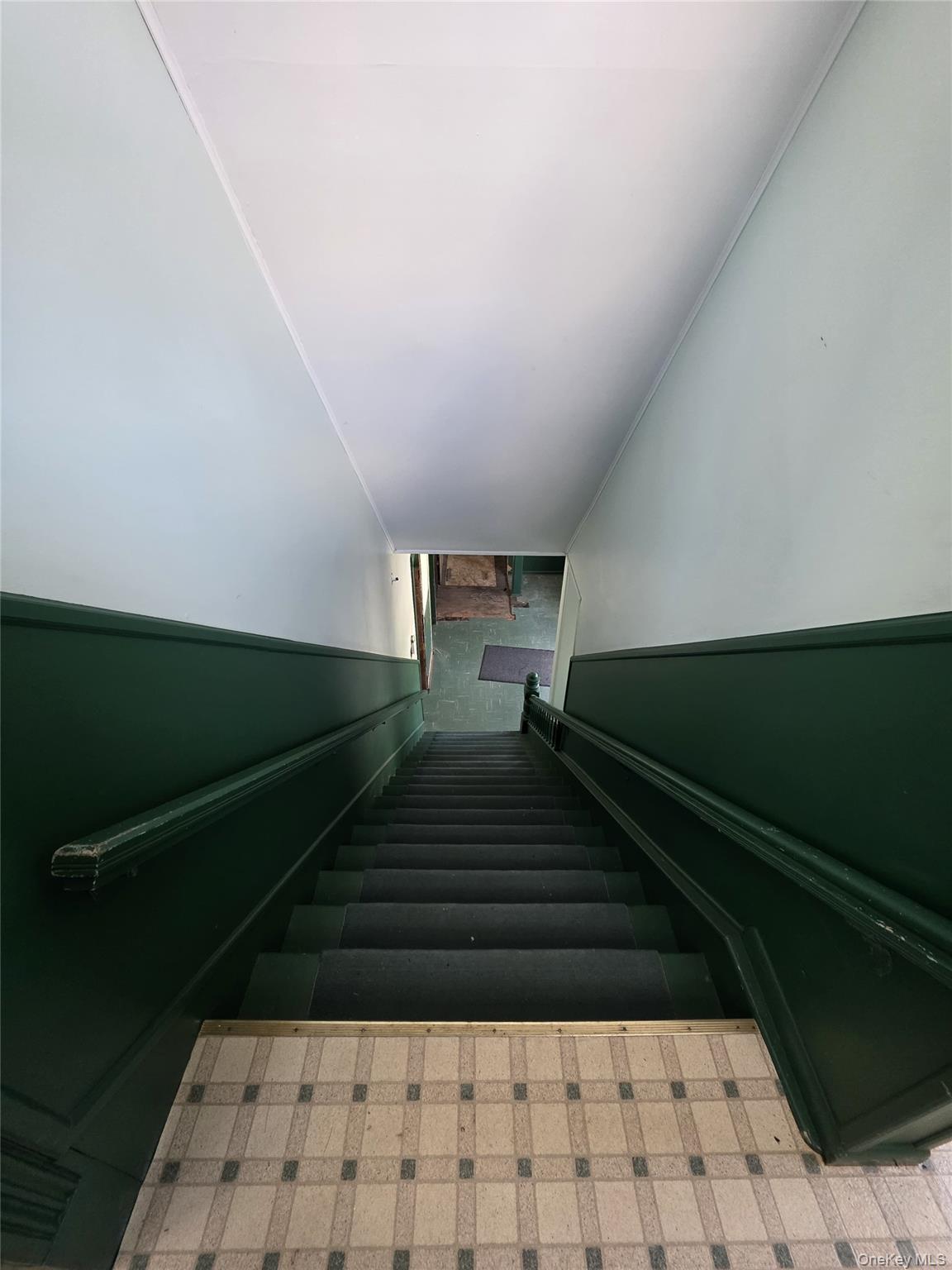 9 Thompson Street – For Rent photo 16