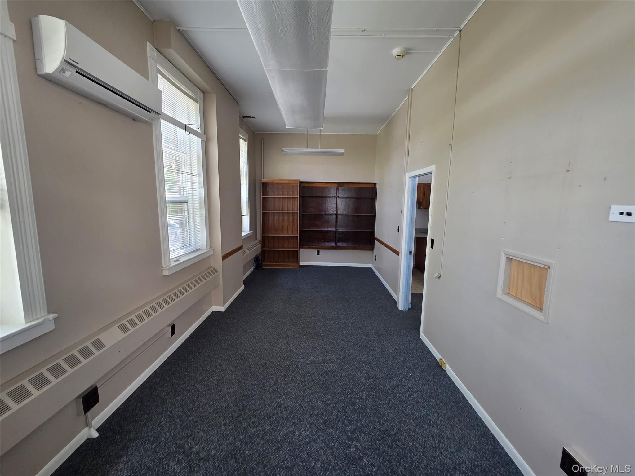 9 Thompson Street – For Rent photo 13