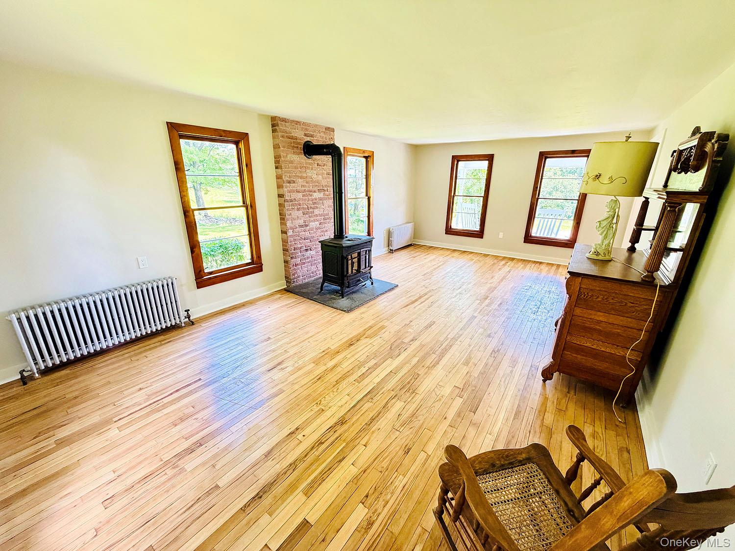 180 Henderson Road – For Sale photo 16