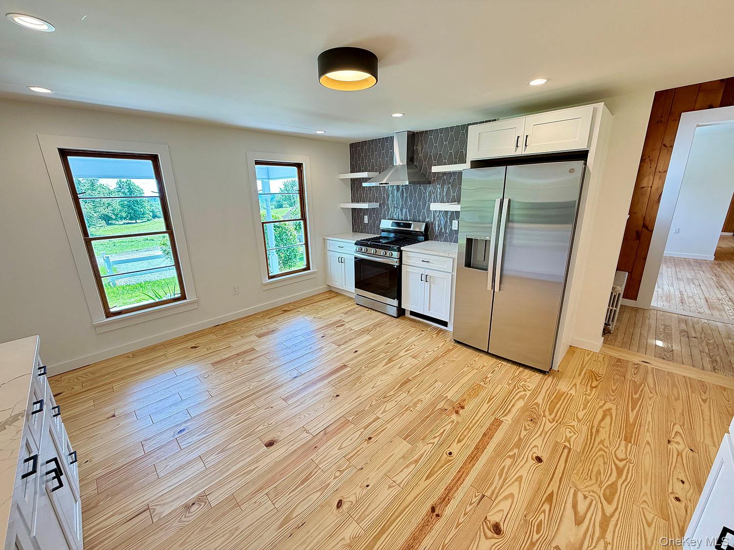 180 Henderson Road – For Sale photo 11