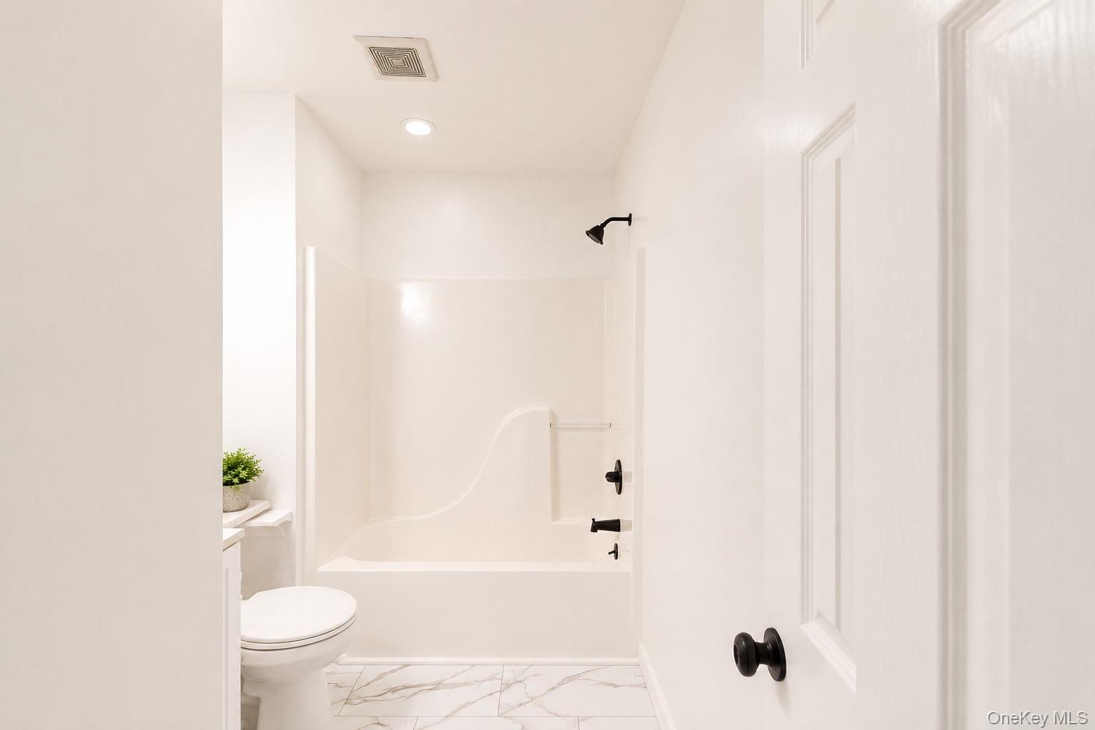 5 Alicia Lane – For Sale photo 27