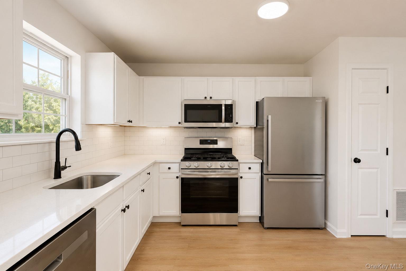 5 Alicia Lane – For Sale photo 12