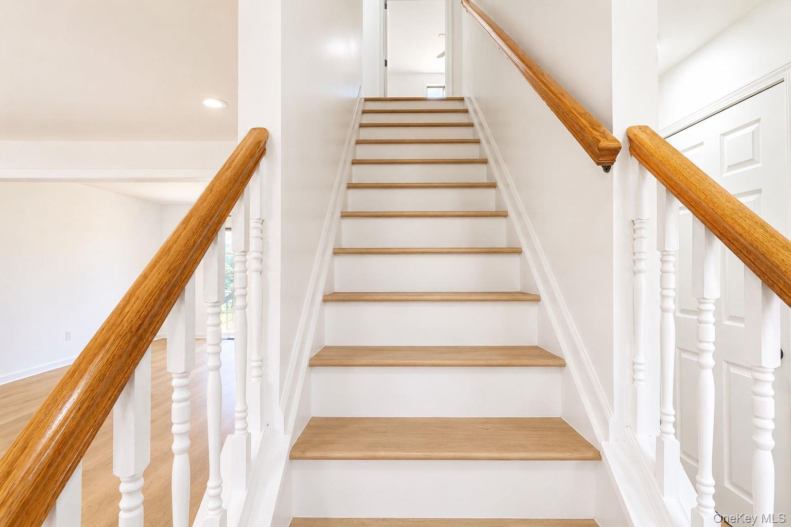 5 Alicia Lane – For Sale photo 24