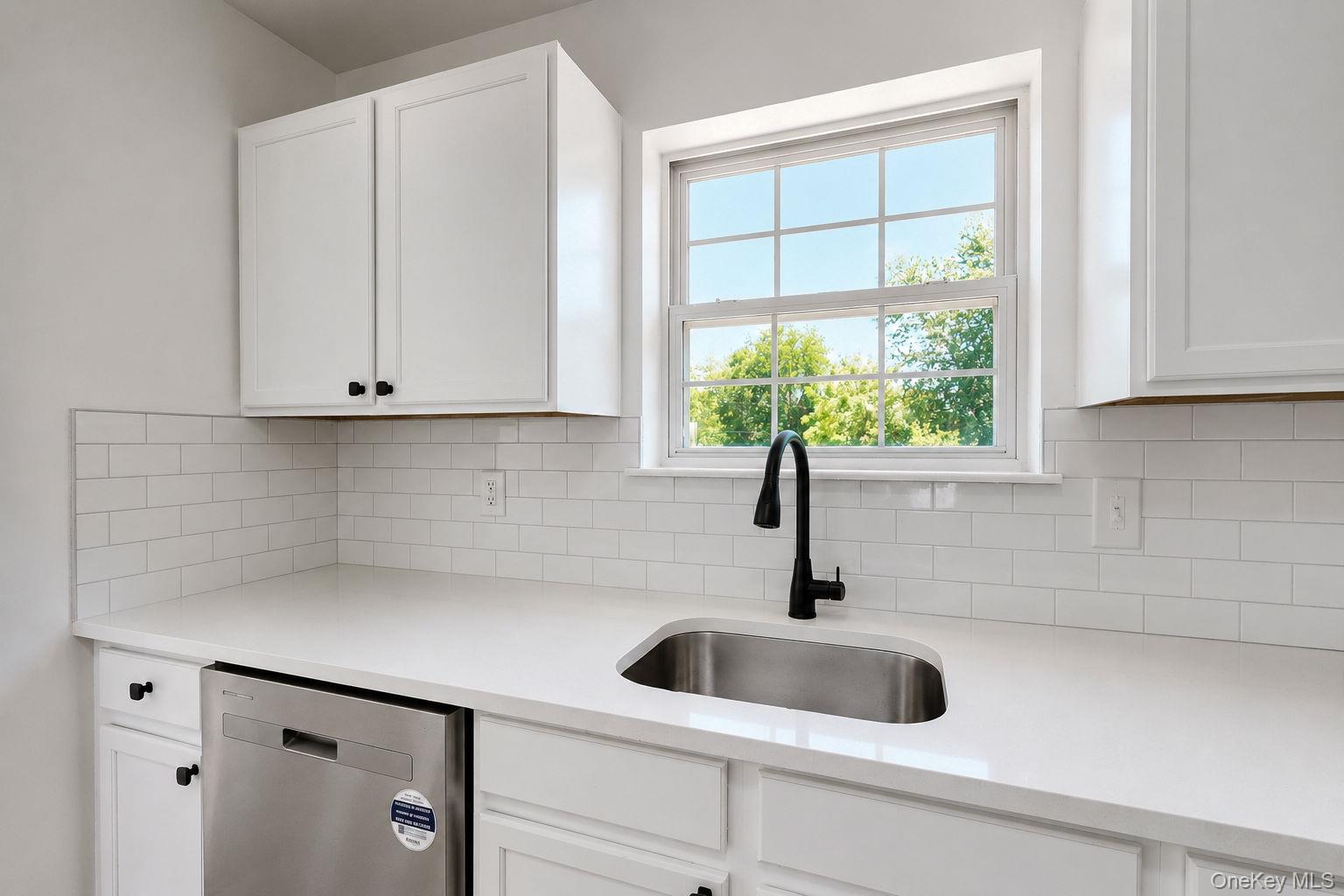 5 Alicia Lane – For Sale photo 11