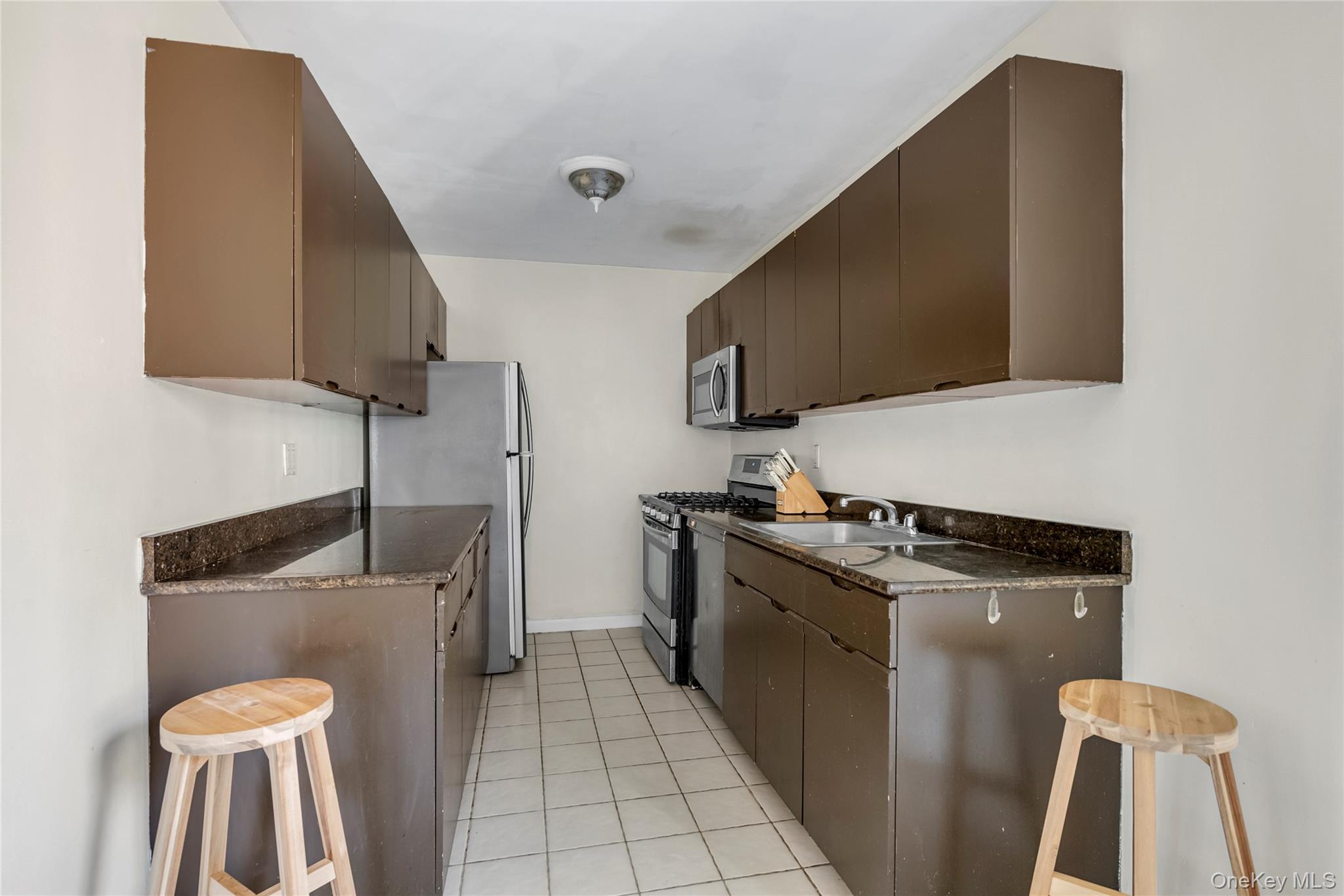 15 Gaynor Avenue, Unit 3E photo 5