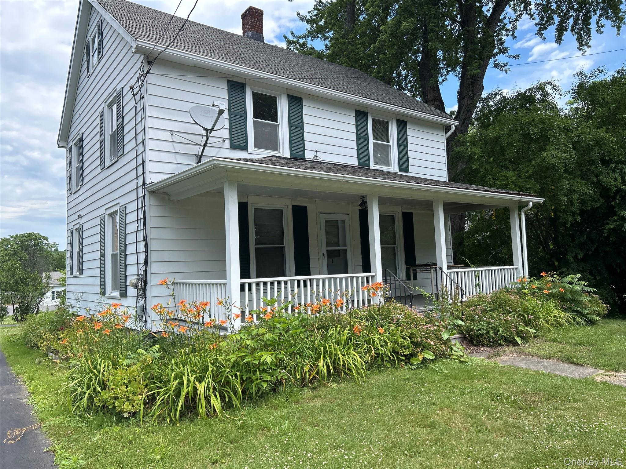 5851 S Elm Avenue – For Rent