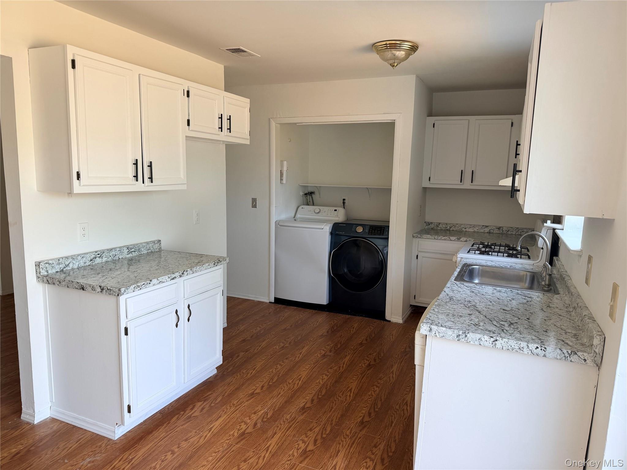 276 Temple Hill Road, Unit 906 photo 10