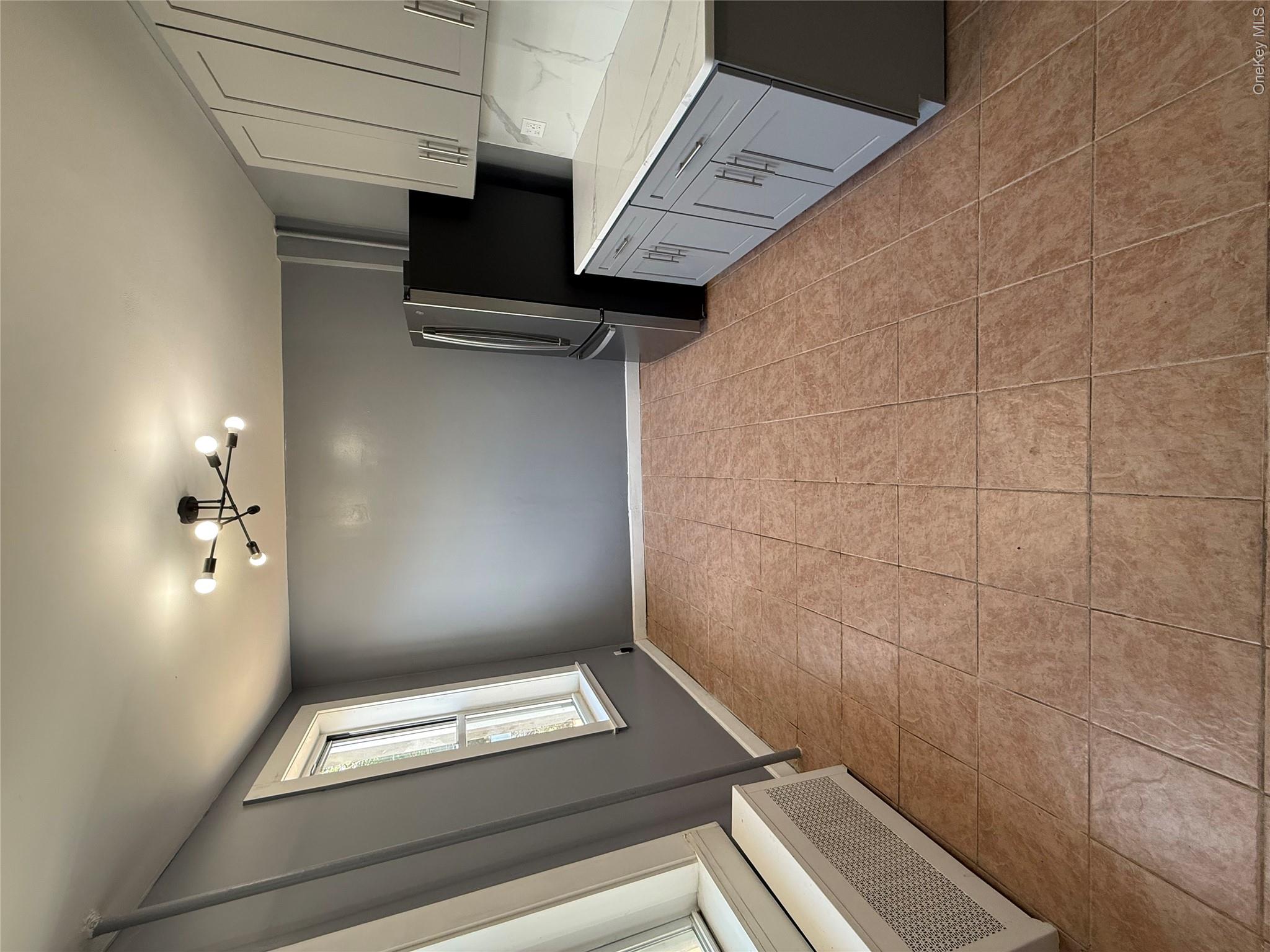 597 E 4th Street, Unit 1st Floor photo 13