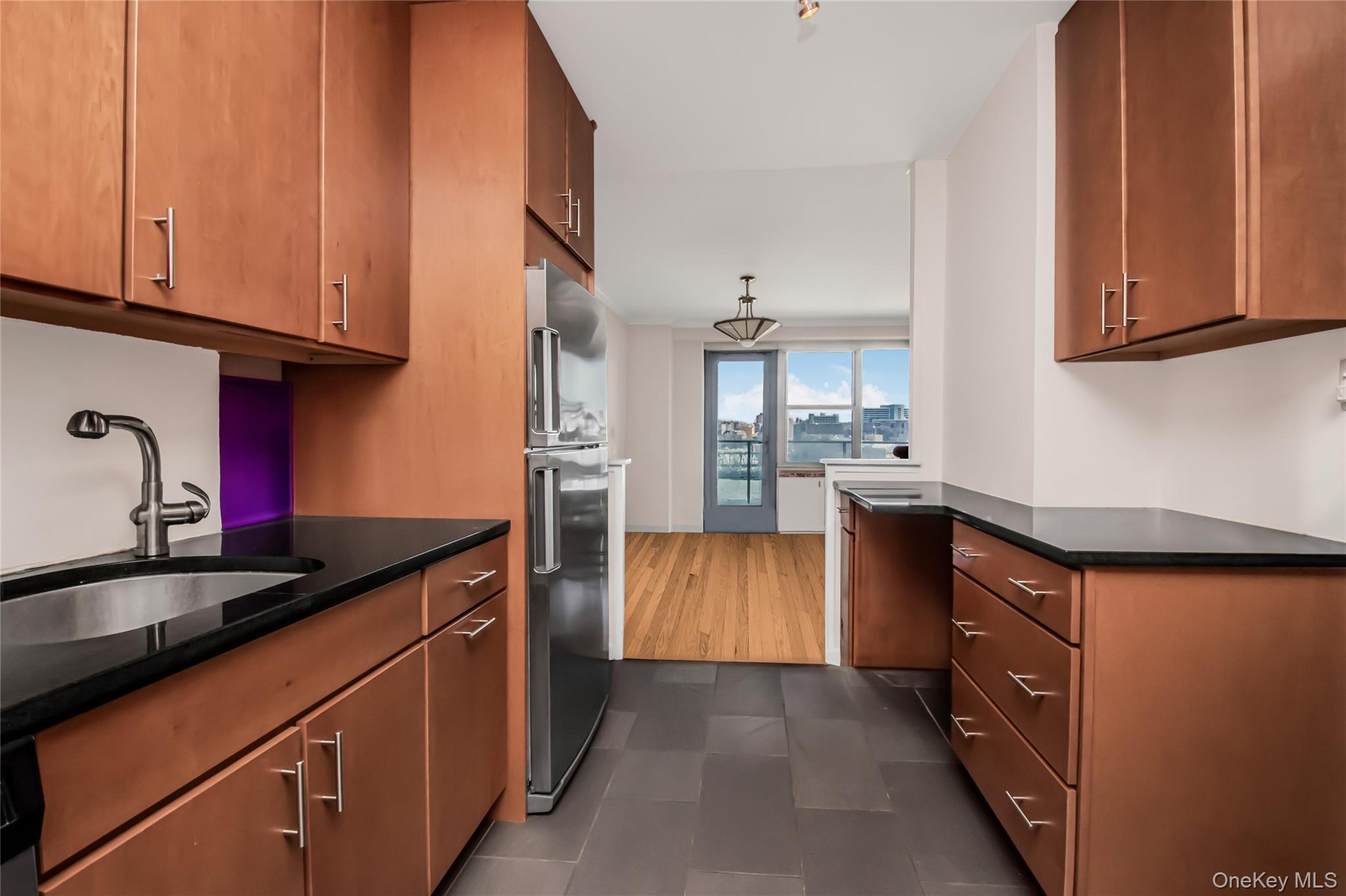 2500 Johnson Avenue, Unit 3S photo 7