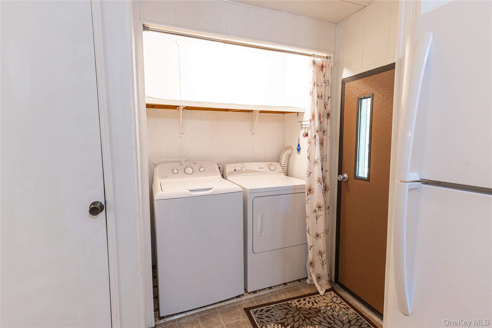 525 Riverleigh Avenue, Unit 106 photo 7