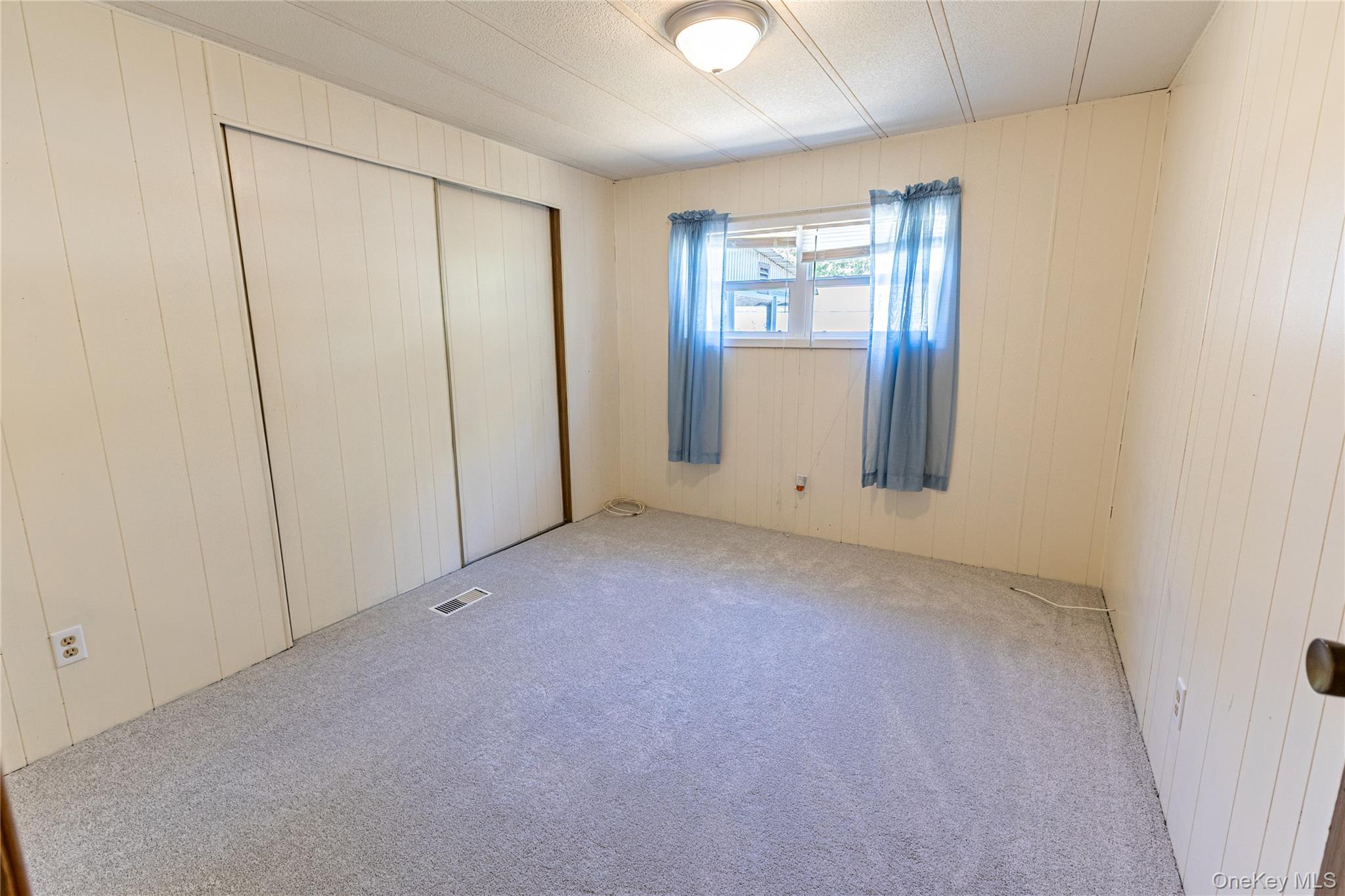 525 Riverleigh Avenue, Unit 106 photo 15