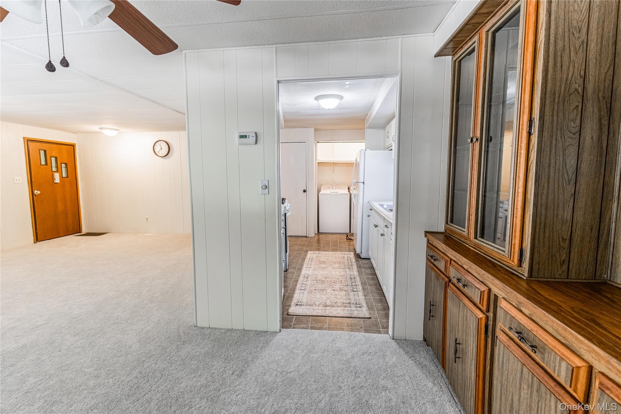525 Riverleigh Avenue, Unit 106 photo 11