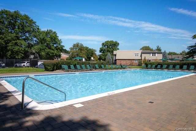 165 Westwood Drive, Unit 180 photo 9