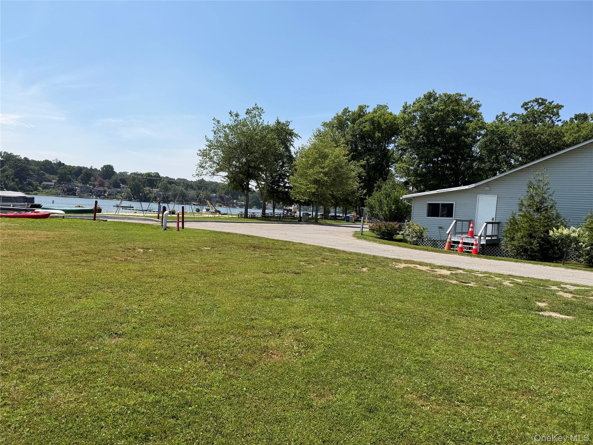18 Cottage Lane – For Sale photo 20