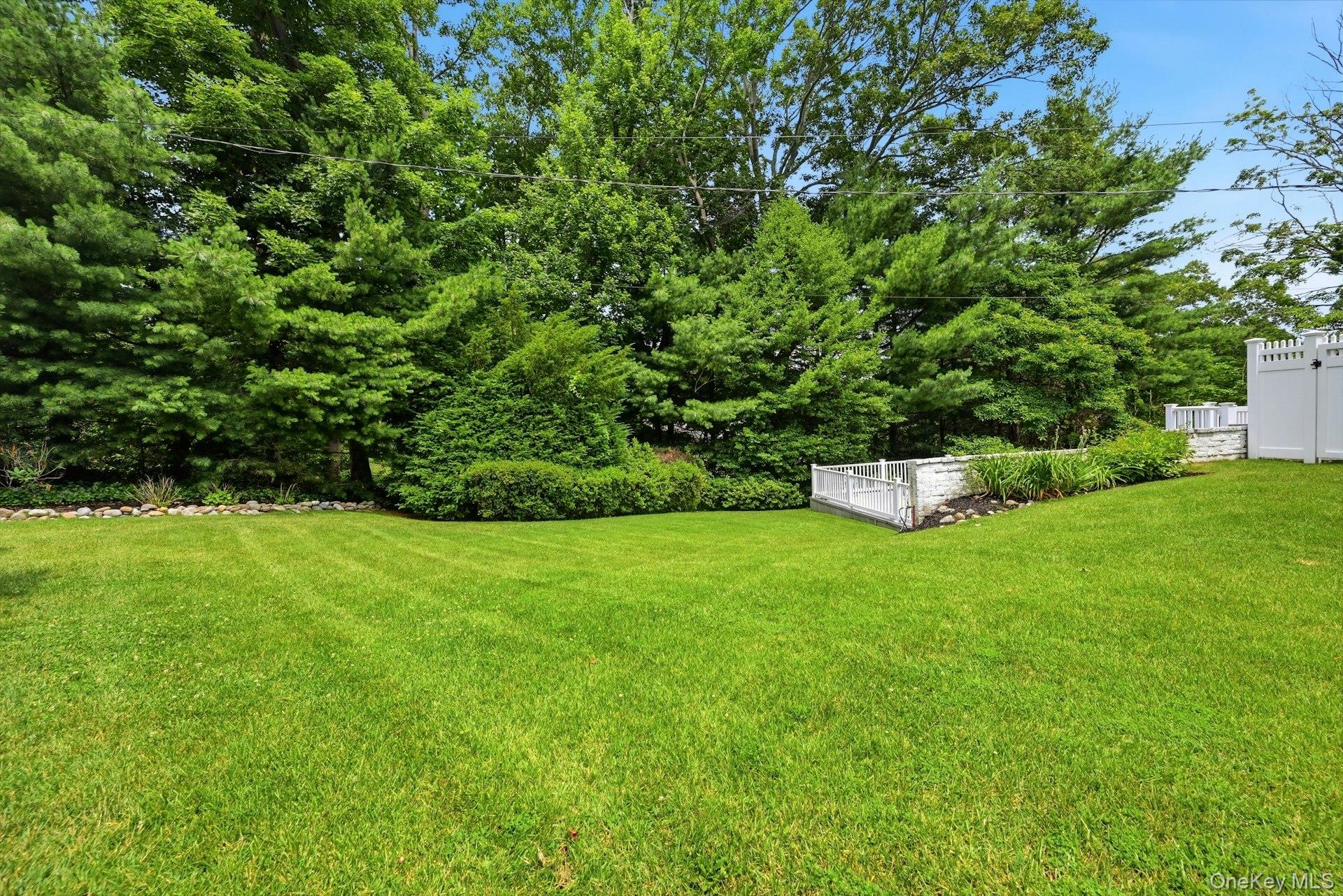 39 Upper Drive – For Sale photo 24