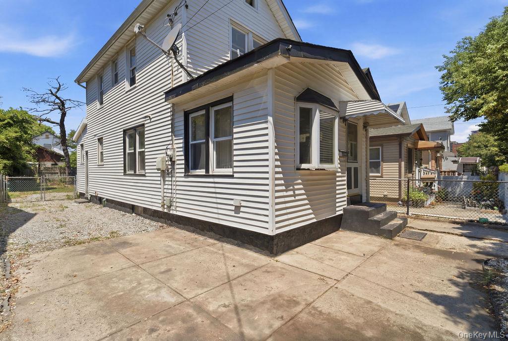 137-48 171st Street – For Sale photo 4