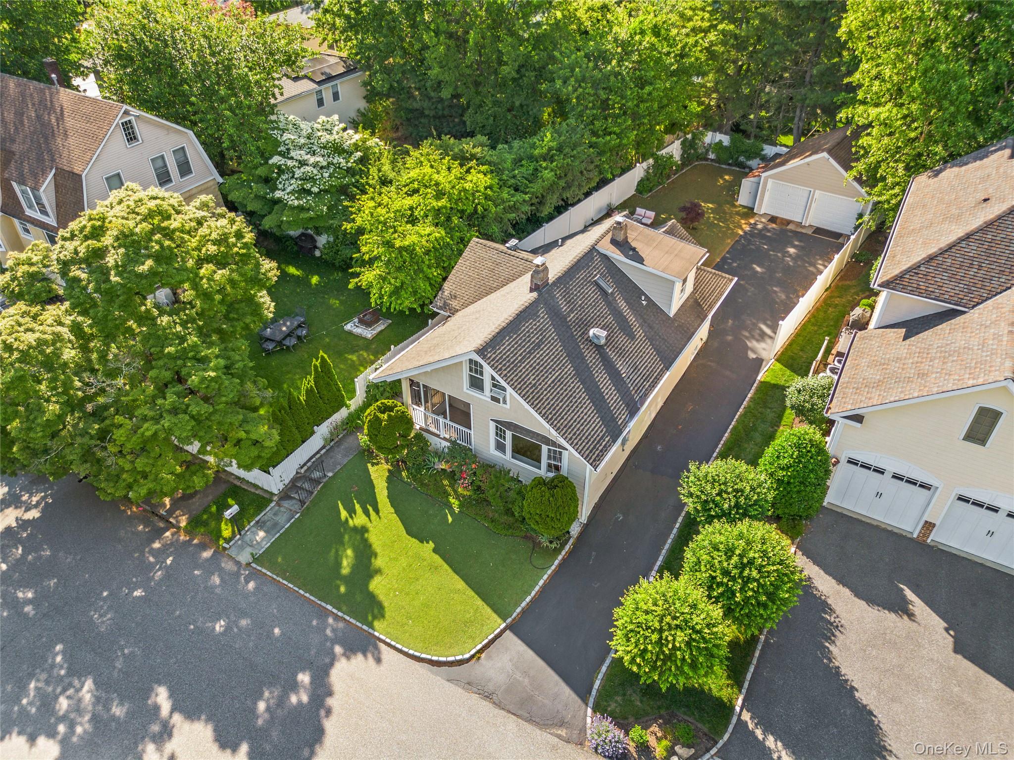 15 Pershing Avenue – For Sale photo 39