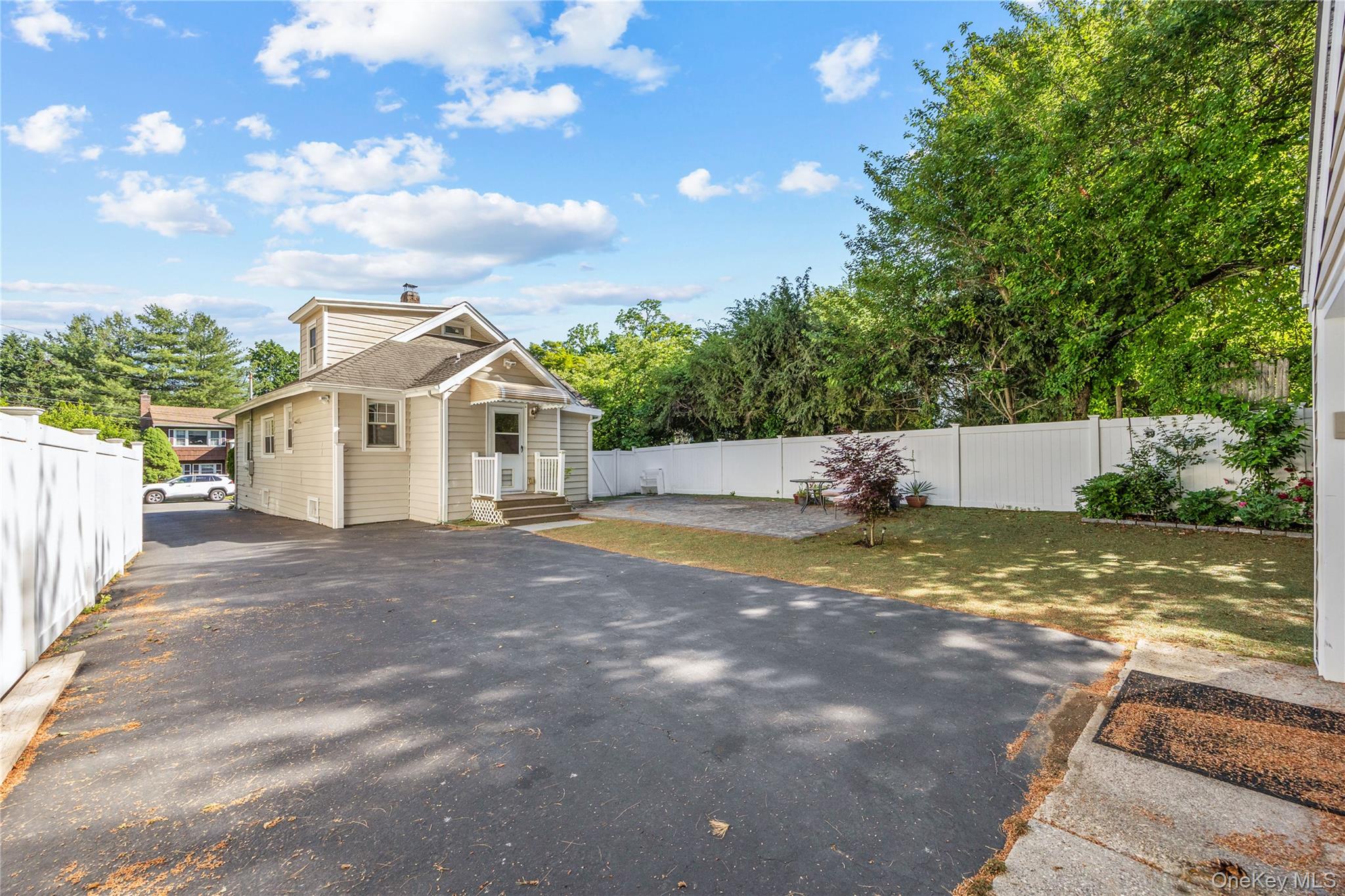 15 Pershing Avenue – For Sale photo 37