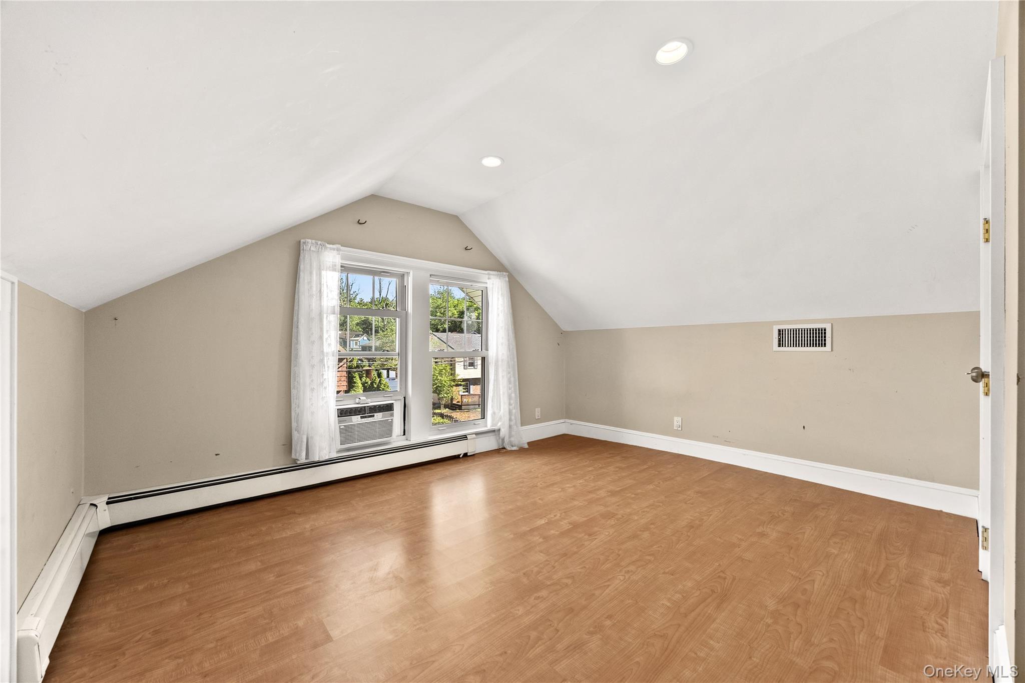 15 Pershing Avenue – For Sale photo 27