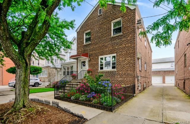 3061 Lasalle Avenue – For Sale
