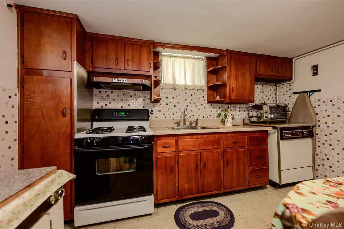 3061 Lasalle Avenue – For Sale photo 30