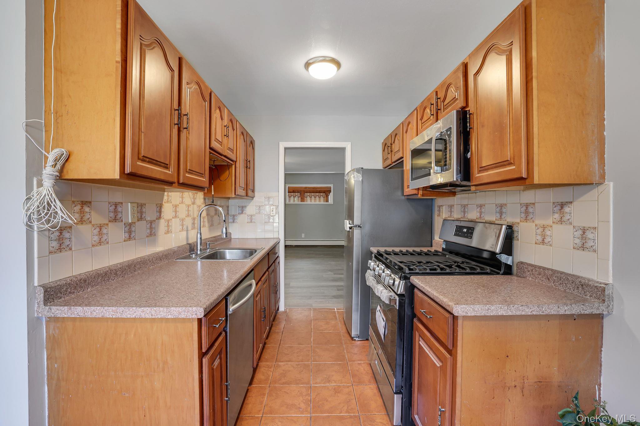 66 Patio Road – For Sale photo 8