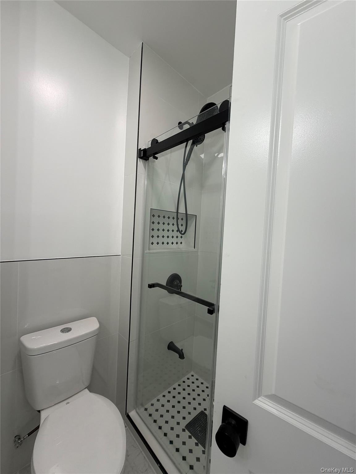 1574 Eastern Parkway – For Rent photo 9