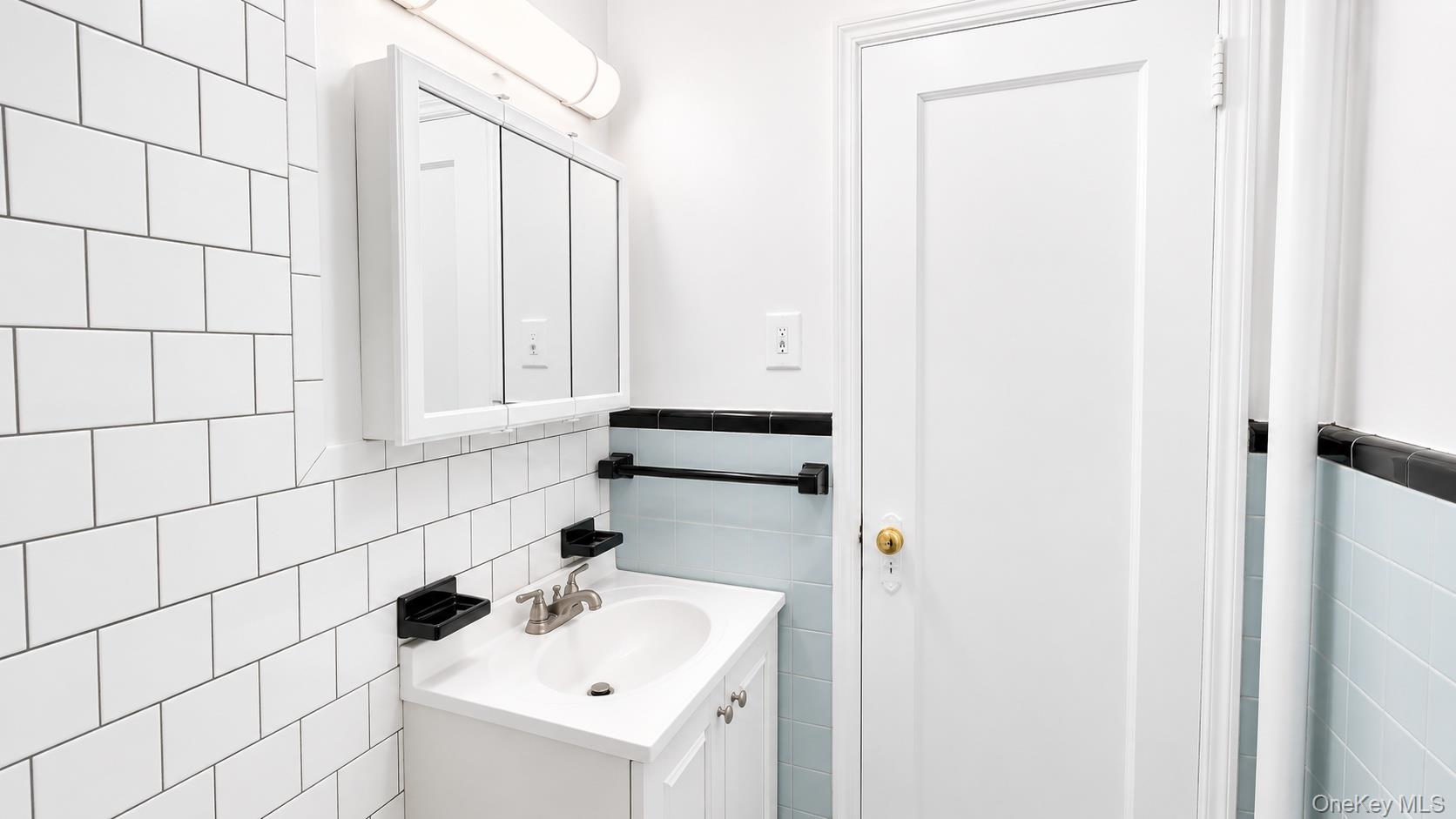 84-49 168th Street, Unit 2V photo 12