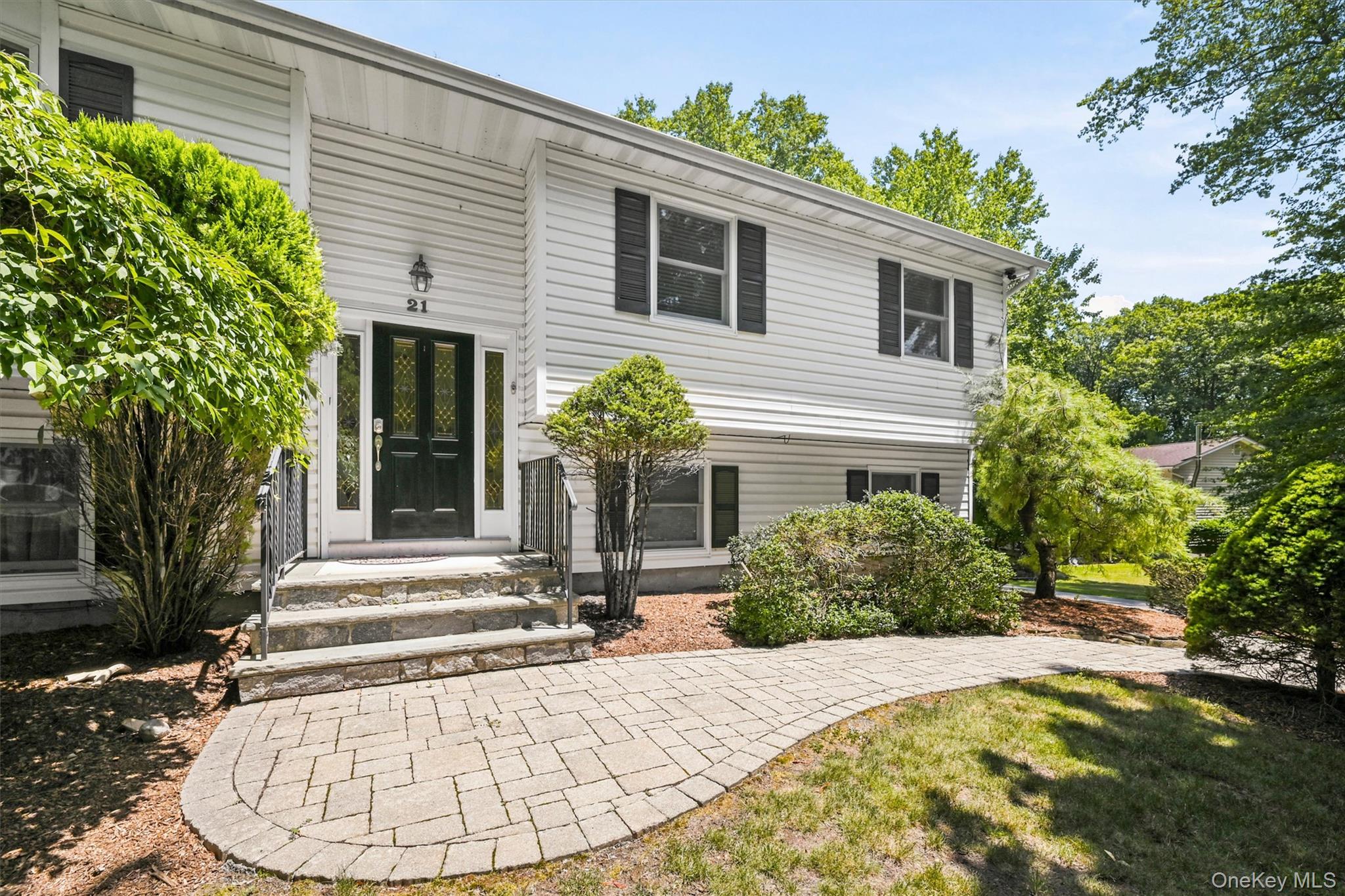 21 Arbor Lane – For Sale photo 5