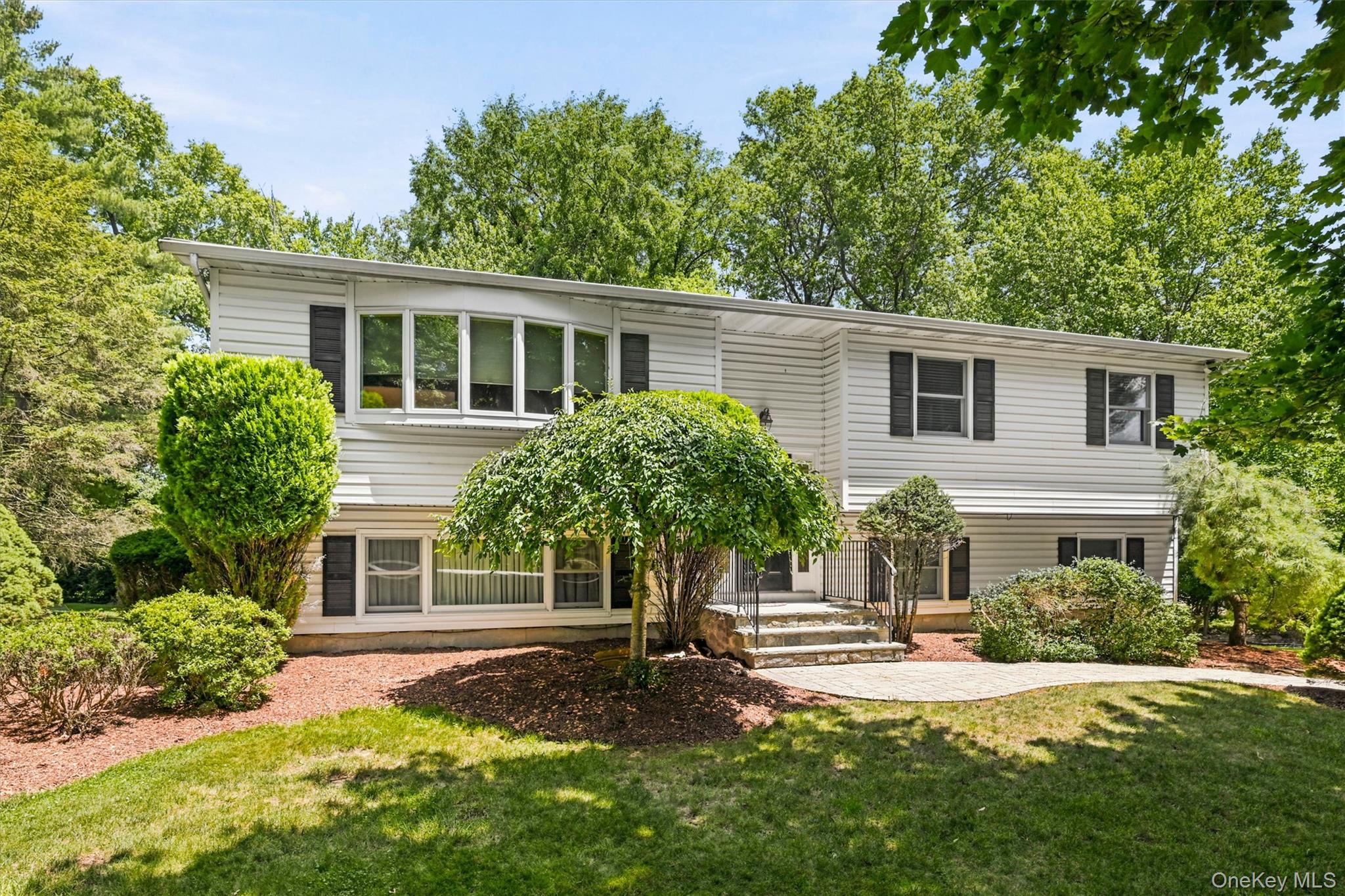 21 Arbor Lane – For Sale