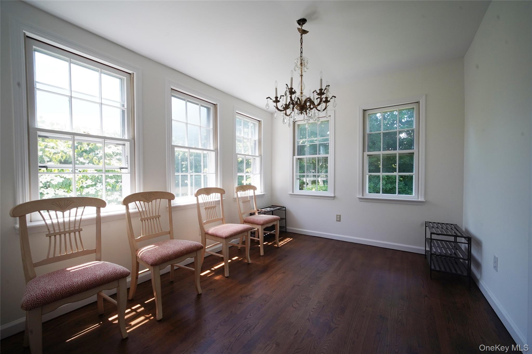416 Ridgeway – For Rent photo 14